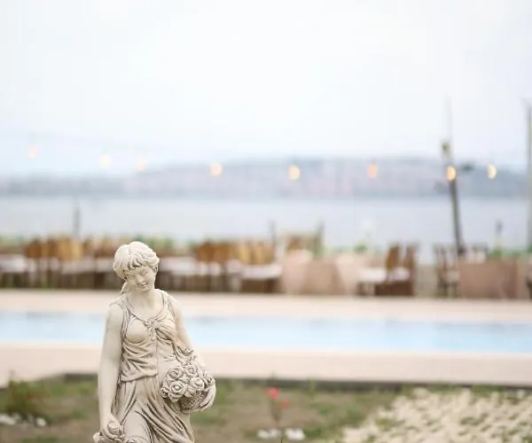 Lavantali Konak Restoran 酒店