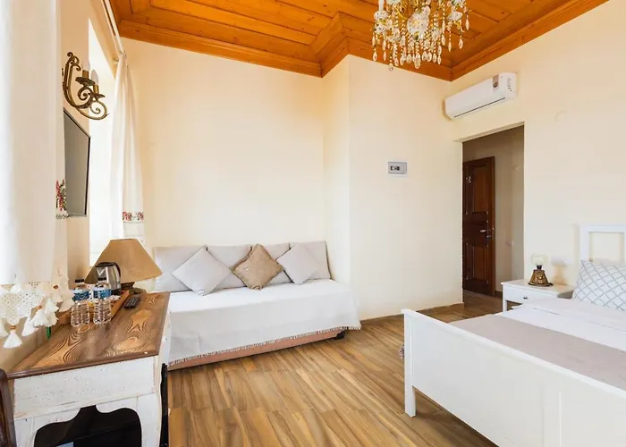 酒店 Lavantali Konak Restoran