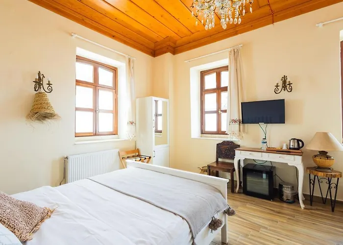 Lavantali Konak Restoran 酒店 塞费里希萨尔