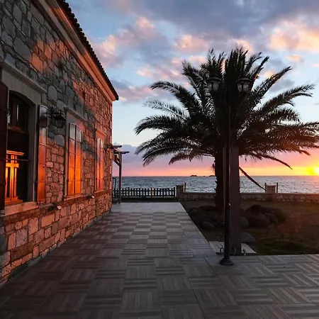 Lavantali Konak Restoran Hotel Seferihisar