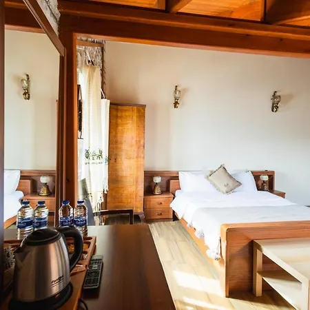 Lavantali Konak Restoran Hotel