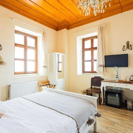 Lavantali Konak Restoran Hotel Seferihisar