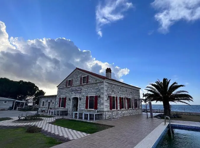 Lavantali Konak Restoran فندق سفيريهيسار