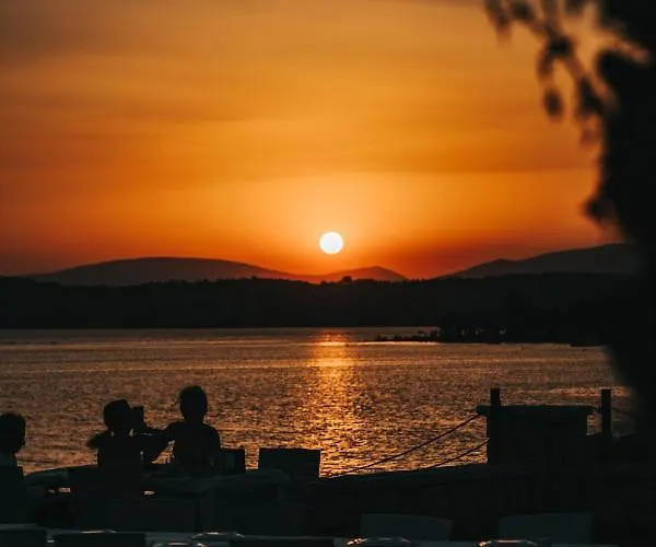 Lavantali Konak Restoran فندق *