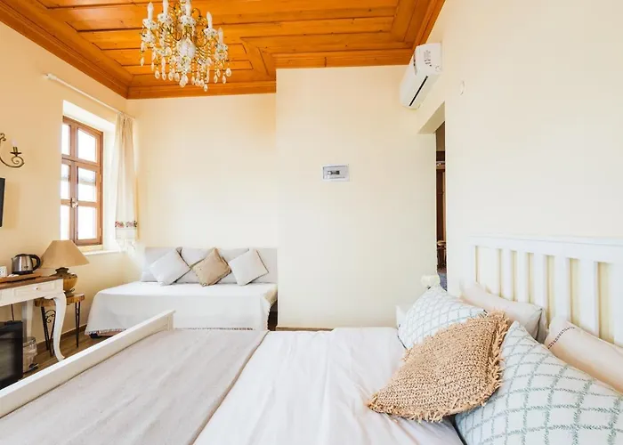 Lavantali Konak Restoran فندق سفيريهيسار