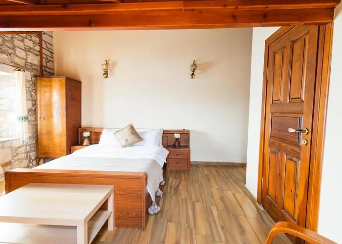 Lavantali Konak Restoran فندق *